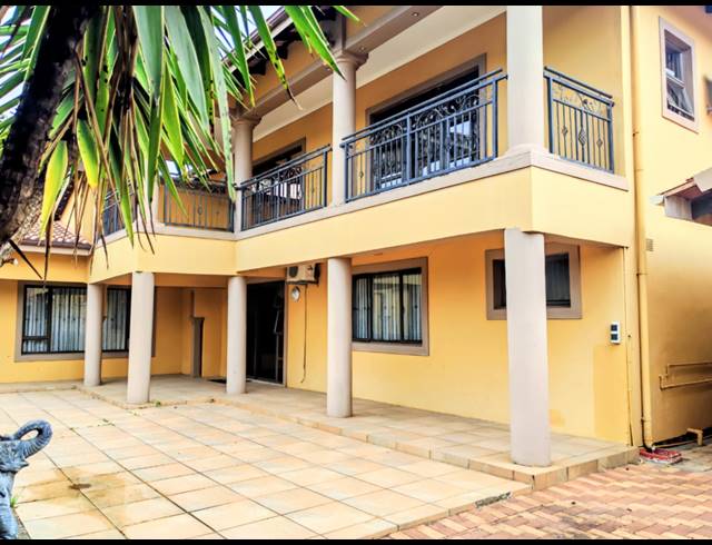 4 BEDROOM HOUSE FOR SALE IN ESCOMBE